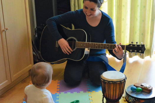 Clare Maddocks helping children engage with music in a therapeutic way